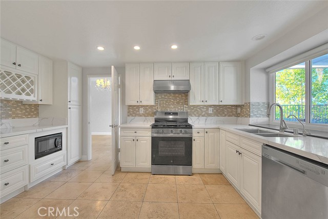 21853 E Snow Creek, Walnut CA: https://media.crmls.org/medias/4d820aee-028a-4af5-b02e-0ab2a40714a6.jpg