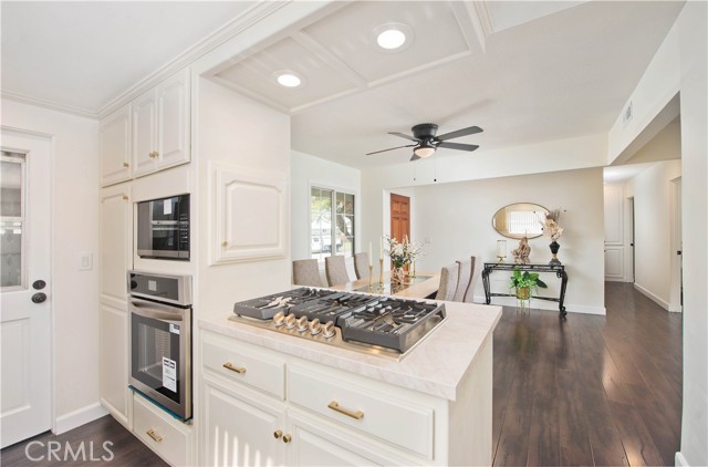 Detail Gallery Image 6 of 20 For 24062 Gemwood Dr, Lake Forest,  CA 92630 - 3 Beds | 2 Baths