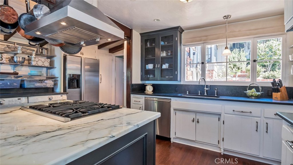 31112 Monterey Street Laguna Beach CA 92651
