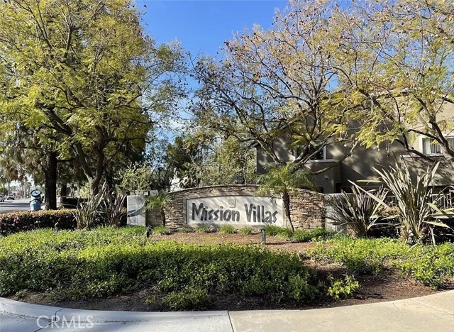 200 E Alessandro Boulevard, Riverside CA: https://media.crmls.org/medias/4d82fa57-f241-4587-9201-2c66e8238eb9.jpg