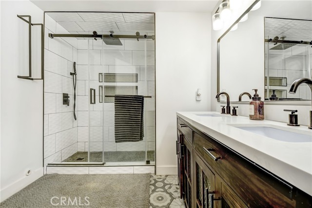 Detail Gallery Image 15 of 24 For 458 Termino, Corona,  CA 92879 - 4 Beds | 2 Baths