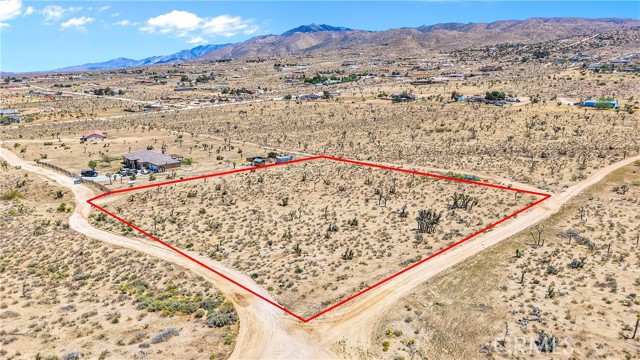 Detail Gallery Image 4 of 13 For 0 Laramie St, Apple Valley,  CA 92308 - – Beds | – Baths
