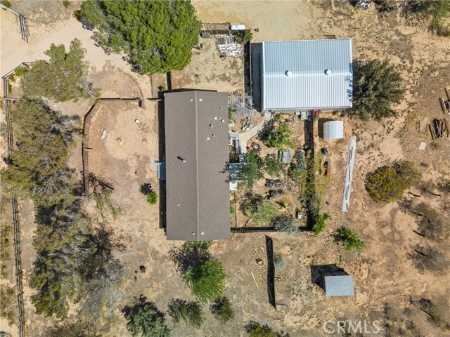 16818 Koch Street, Mojave CA: https://media.crmls.org/medias/4d85ae0e-3473-40d9-8ffc-b9d3bb71d3e8.jpg