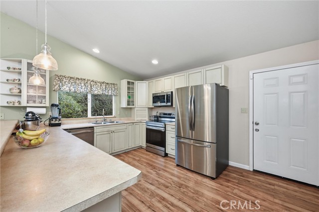 Detail Gallery Image 9 of 40 For 3532 Morningside, Kelseyville,  CA 95451 - 4 Beds | 3 Baths