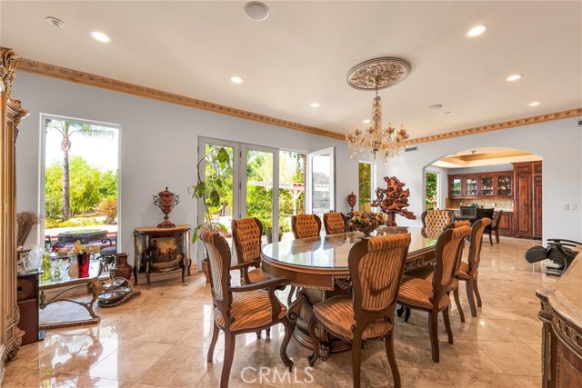 22349 Dolorosa Street, Woodland Hills CA: https://media.crmls.org/medias/4d86bae4-ea9a-455d-8474-03010e4fadd1.jpg