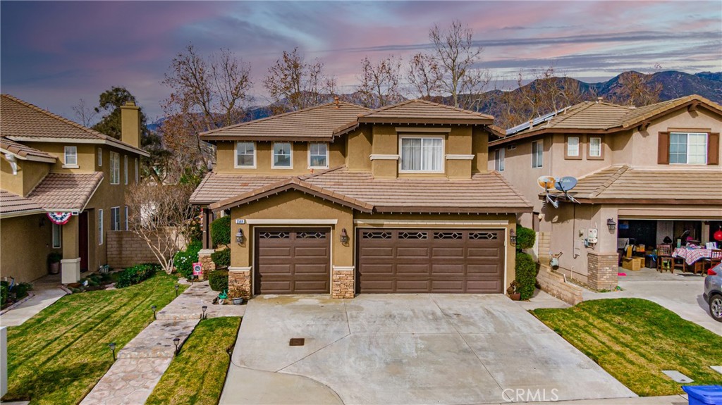 5584 Hunt Club Drive, Fontana, CA 92336