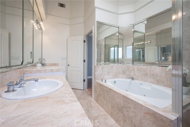 106 Francisca Avenue, Redondo Beach, California 90277, 3 Bedrooms Bedrooms, ,3 BathroomsBathrooms,Residential,Sold,Francisca,SB20100094