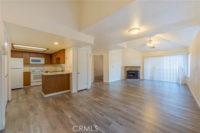 Detail Gallery Image 14 of 47 For 1227 Aspen St, Merced,  CA 95340 - 3 Beds | 2/1 Baths