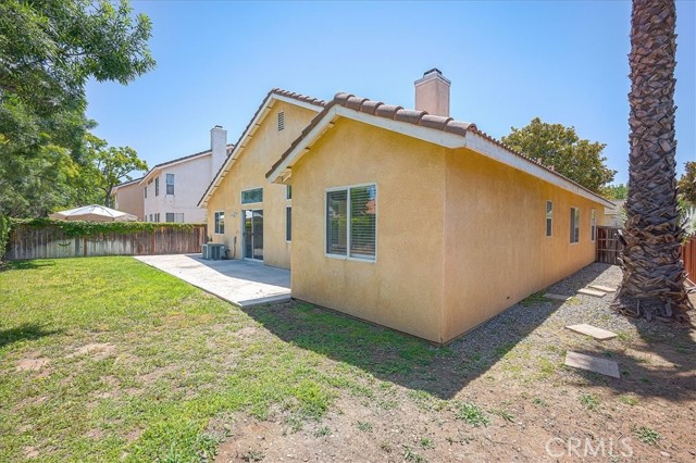 3087 Arbor Glen Court, Corona CA: https://media.crmls.org/medias/4d890410-01cd-4d42-8f85-69298c7bcc07.jpg
