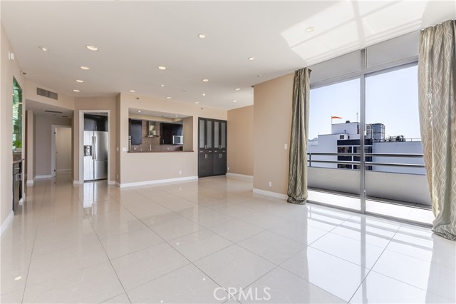 343 Pioneer Drive, Glendale CA: https://media.crmls.org/medias/4d894364-1247-411b-a424-d299686bb7d5.jpg