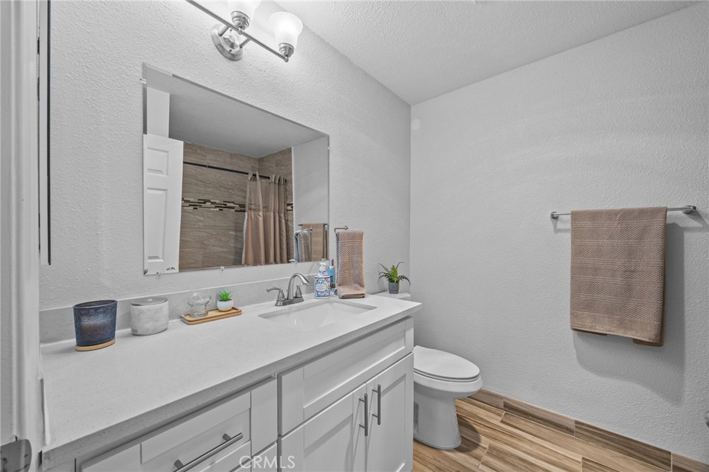 2094 Grand Avenue - photo 19