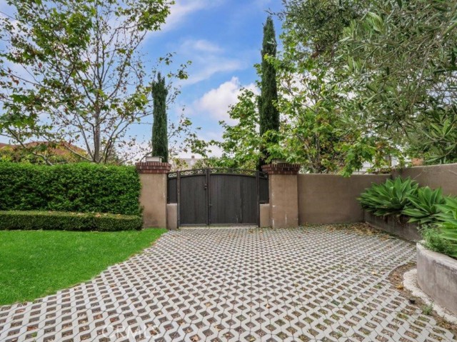 Detail Gallery Image 4 of 50 For 26 Clear Vista Dr, Rolling Hills Estates,  CA 90274 - 4 Beds | 4/1 Baths