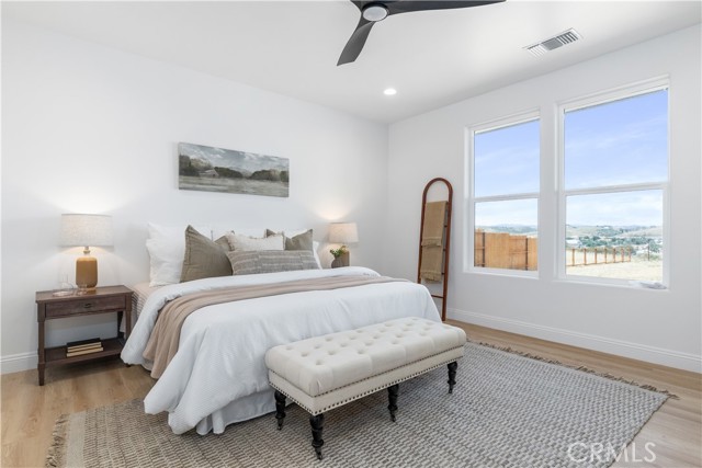 Detail Gallery Image 28 of 64 For 13165 N Bluffs Ct, San Miguel,  CA 93451 - 4 Beds | 2/1 Baths