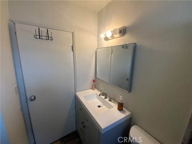 Detail Gallery Image 14 of 14 For 505 W Grove St, Rialto,  CA 92376 - 3 Beds | 1/1 Baths