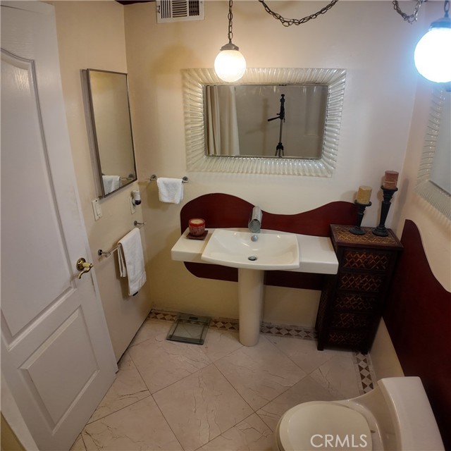 Detail Gallery Image 6 of 22 For 227 Burning Tree Dr, San Jose,  CA 95119 - 4 Beds | 2 Baths