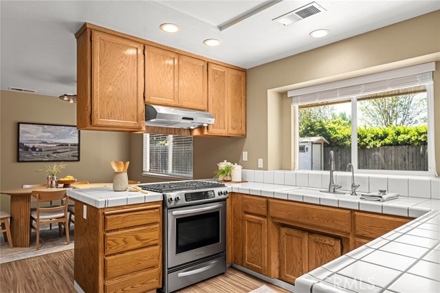 Detail Gallery Image 13 of 46 For 3249 Calistoga, Chico,  CA 95973 - 3 Beds | 2 Baths