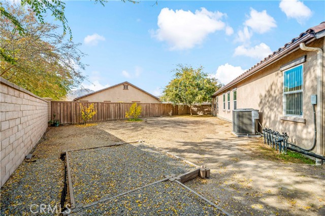 Detail Gallery Image 13 of 42 For 3731 Wild Sienna Trl, Hemet,  CA 92545 - 4 Beds | 3/1 Baths