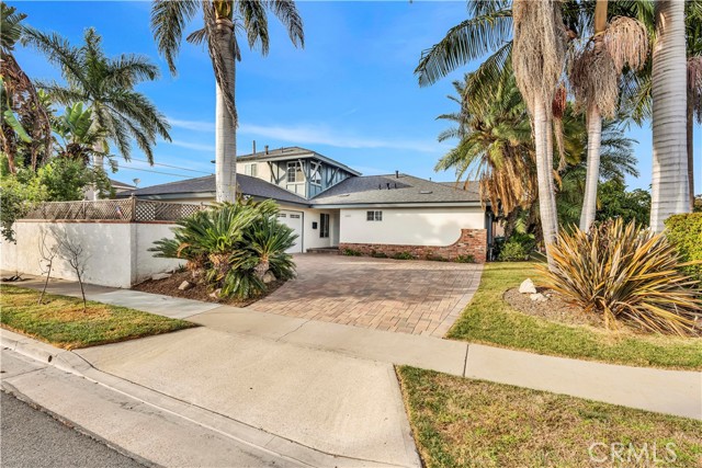 Detail Gallery Image 29 of 29 For 16821 Montclair Ln, Huntington Beach,  CA 92647 - 4 Beds | 3 Baths