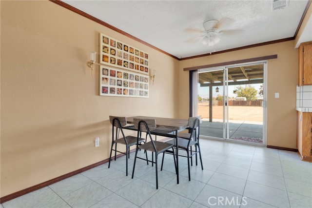 Detail Gallery Image 7 of 22 For 21867 Jelan Ave, Apple Valley,  CA 92307 - 3 Beds | 2 Baths