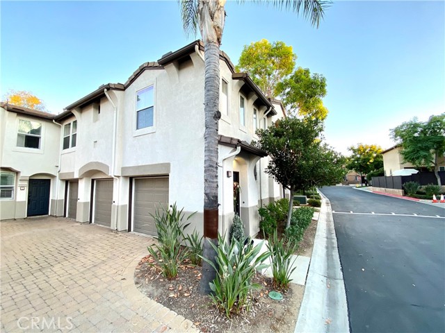 Detail Gallery Image 2 of 32 For 39246 Mango Bay #F,  Murrieta,  CA 92563 - 2 Beds | 2 Baths