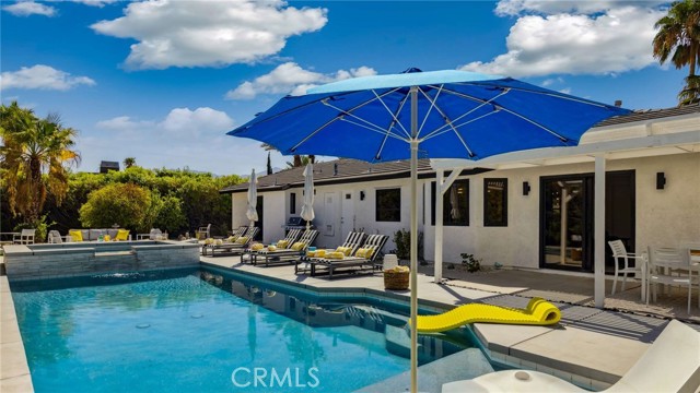 Front Image Thumbnail for CROC26021975