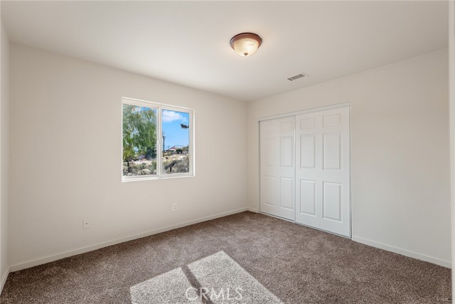 Detail Gallery Image 14 of 21 For 7655 Ventura, Yucca Valley,  CA 92284 - 4 Beds | 2 Baths