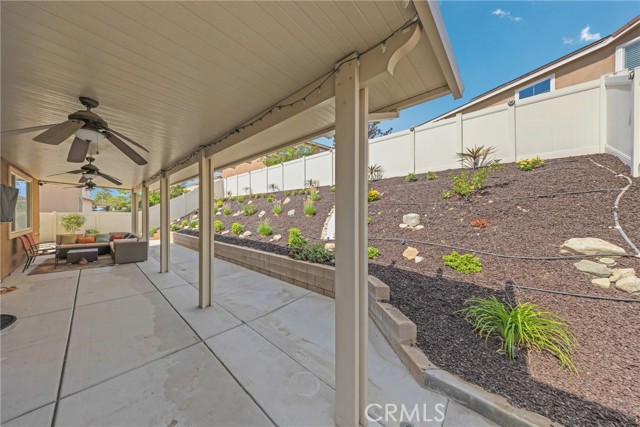 Detail Gallery Image 37 of 44 For 17984 Valerian Way, San Bernardino,  CA 92407 - 4 Beds | 3 Baths