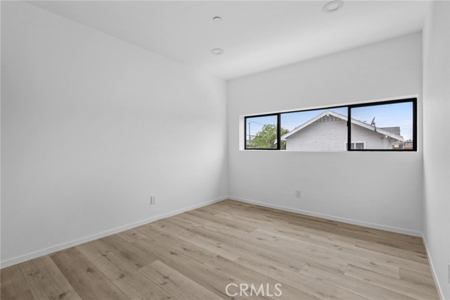 Detail Gallery Image 9 of 23 For 4138 Normal Ave, Los Angeles,  CA 90029 - 2 Beds | 2 Baths