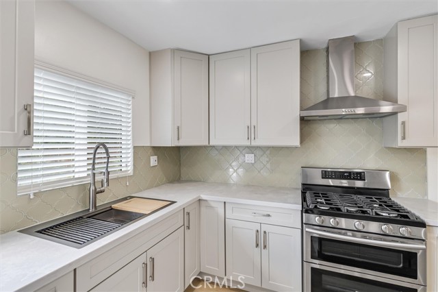 Detail Gallery Image 13 of 35 For 12155 Dunrobin, Downey,  CA 90242 - 3 Beds | 2 Baths