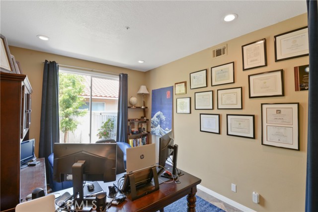 411 Bolivia, San Clemente CA: https://media.crmls.org/medias/4d91cfaf-1285-40b6-b4cf-19f6617e1227.jpg