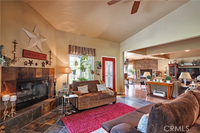 Detail Gallery Image 9 of 72 For 48208 Tanglewood Ct, Aguanga,  CA 92536 - 4 Beds | 2 Baths