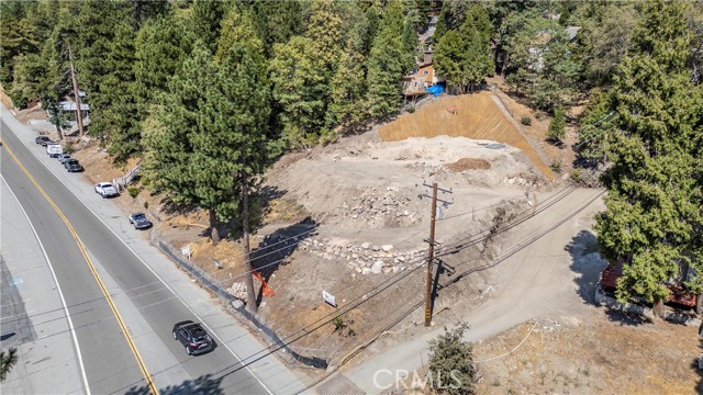 Detail Gallery Image 2 of 8 For 26600 Highway 18, Rimforest,  CA 92378 - – Beds | – Baths