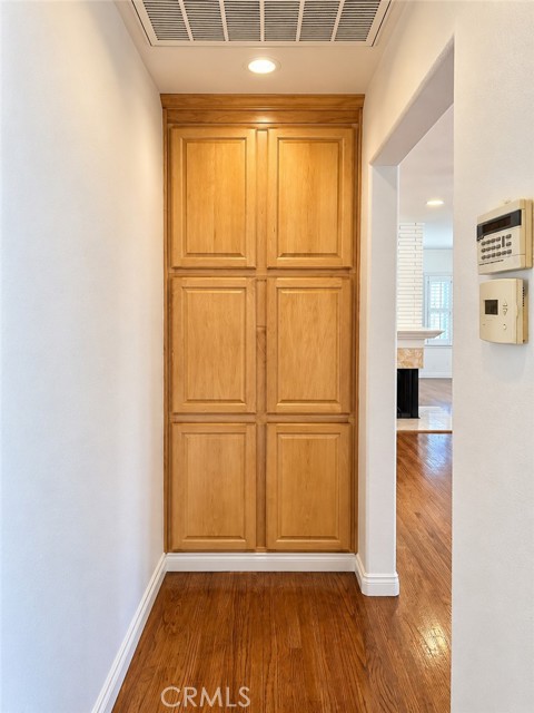 1104 North Screenland Drive photo 17