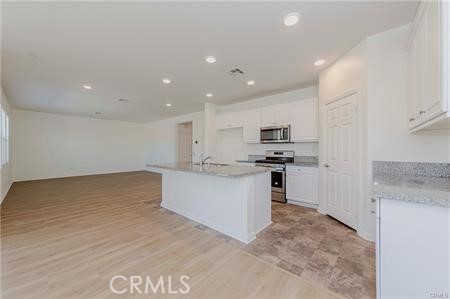 24679 Acadia Drive, Corona CA: https://media.crmls.org/medias/4d936aa9-3f63-4259-8d72-ad848df6c6a1.jpg