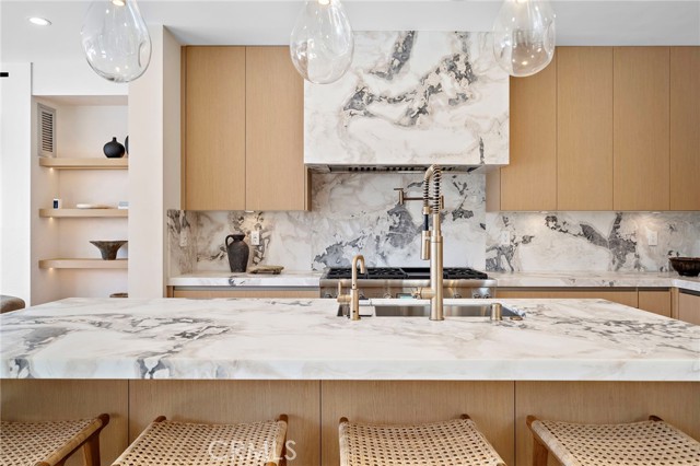 Detail Gallery Image 18 of 70 For 612 Begonia, Corona Del Mar,  CA 92625 - 3 Beds | 3/1 Baths