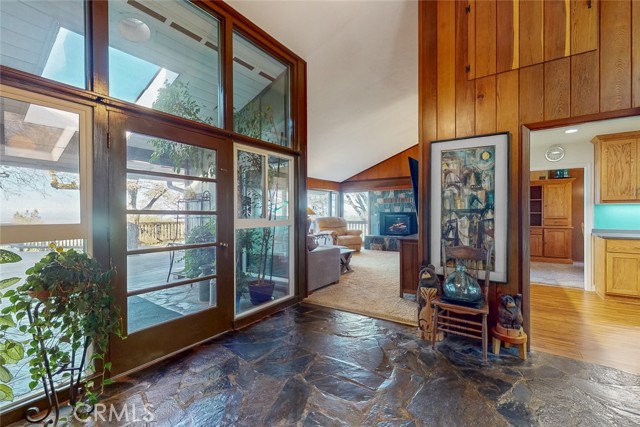 Detail Gallery Image 14 of 75 For 210 Riverview Dr, Oroville,  CA 95966 - 4 Beds | 3 Baths