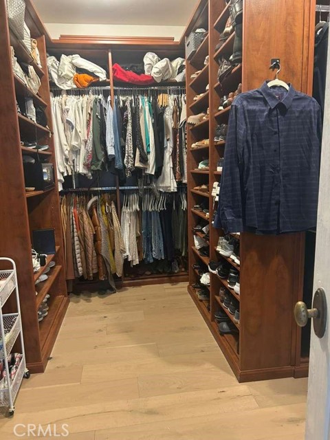 Detail Gallery Image 12 of 22 For 5012 Seagrove, San Diego,  CA 92130 - 4 Beds | 3/1 Baths