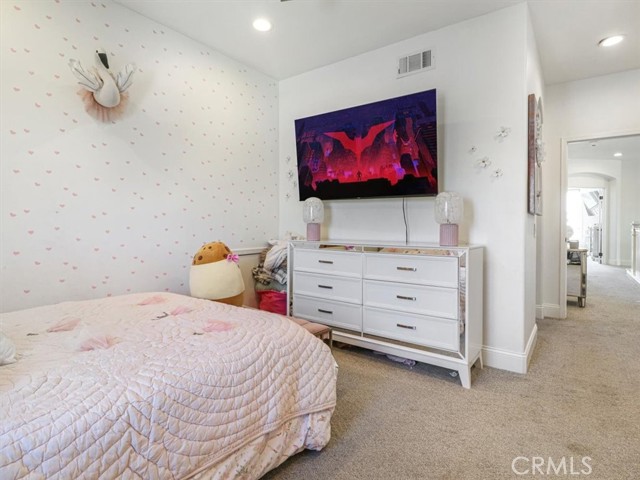 24049 Skyline, Mission Viejo CA: https://media.crmls.org/medias/4d94f4a5-45c8-4ab0-a3ec-e31e00095991.jpg