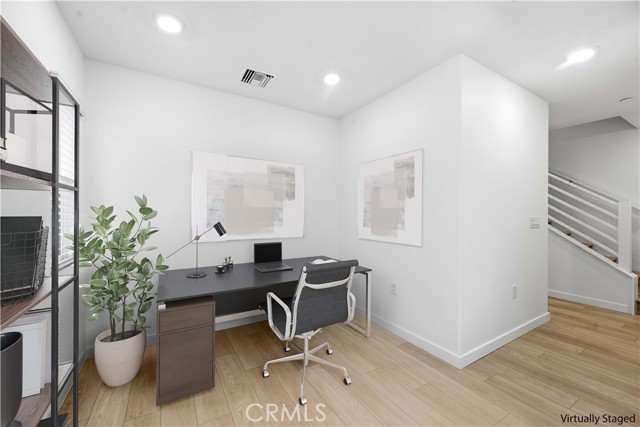 Detail Gallery Image 3 of 53 For 9365 via Azul, Pico Rivera,  CA 90660 - 3 Beds | 3 Baths