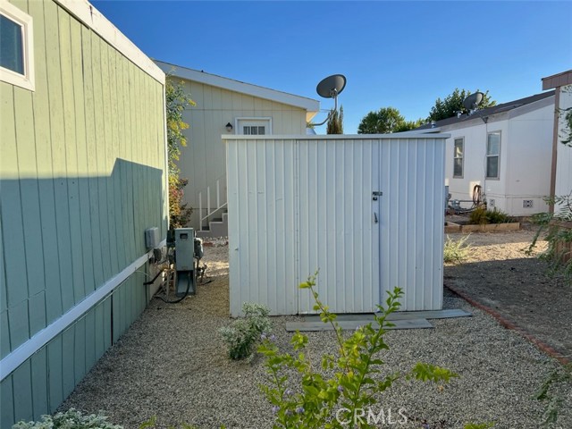 2550 E AVENUE I, Lancaster CA: https://media.crmls.org/medias/4d955bd3-4894-475d-a32e-2534cf6f76db.jpg