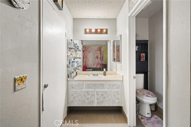 Detail Gallery Image 22 of 38 For 13540 Hubbard St #21,  Sylmar,  CA 91342 - 2 Beds | 1/1 Baths