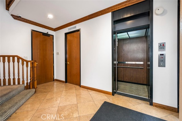 Image 12 of 20 For 2999 Westminster Boulevard