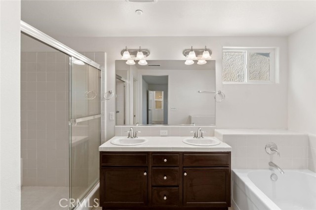 Detail Gallery Image 34 of 38 For 595 N Cattail Ct, Fresno,  CA 93727 - 3 Beds | 2/1 Baths