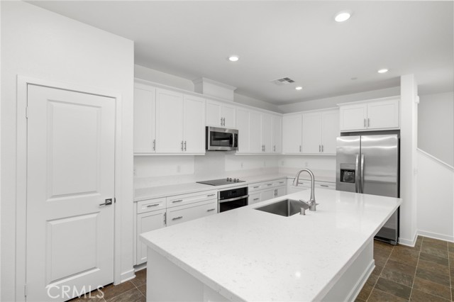 Detail Gallery Image 15 of 37 For 3268 Sprout Paseo, Ontario,  CA 91761 - 3 Beds | 2/1 Baths