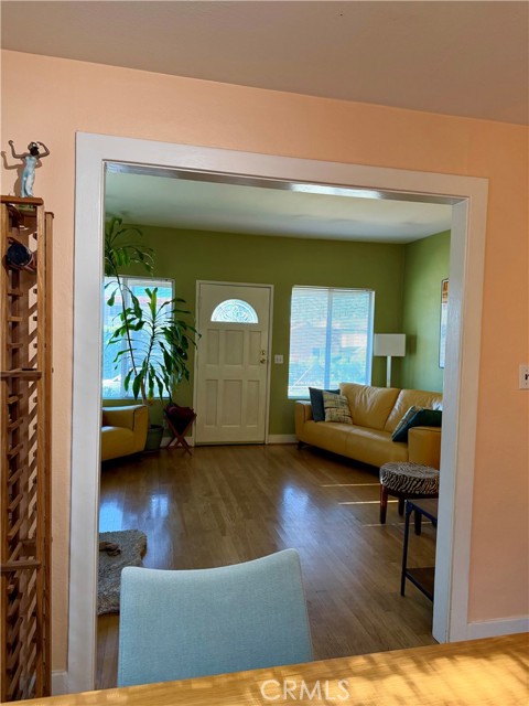 Detail Gallery Image 11 of 30 For 1607 Glenwood, Glendale,  CA 91201 - 2 Beds | 1 Baths