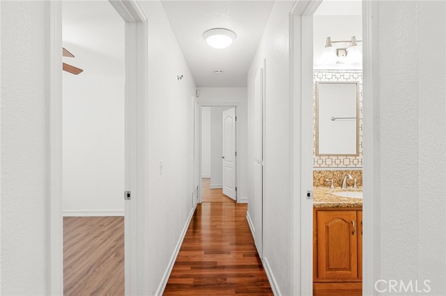 Detail Gallery Image 16 of 39 For 12310 Kellogg Ave, Chino,  CA 91710 - 4 Beds | 2 Baths