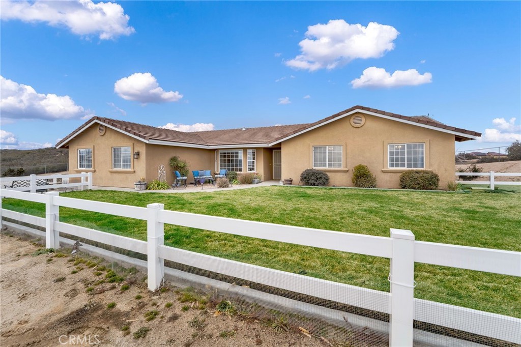 10922 Ayershire Road, Oak Hills, CA 92344