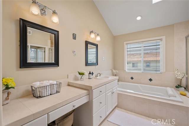 2226 Nelson Avenue, Redondo Beach, California 90278, 4 Bedrooms Bedrooms, ,2 BathroomsBathrooms,Residential,Sold,Nelson,SB22119985