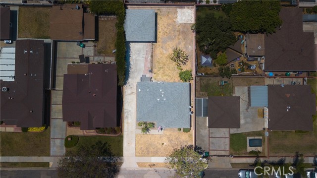 4829 Walnut Ave, Long Beach CA: https://media.crmls.org/medias/4d9a2083-b007-42e0-8876-7c76f4bad514.jpg