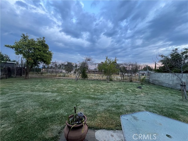Detail Gallery Image 21 of 23 For 527 E King St, Rialto,  CA 92376 - 3 Beds | 2 Baths